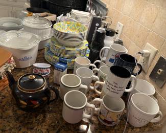 MUGS & MELAMINE 