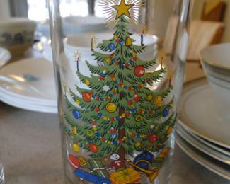 Beautiful, never used, Coca-Cola Christmas glassware