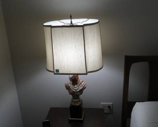 Just look at those sexy curves on that lamp shade