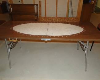 As far as folding tables go, this one is dynamic