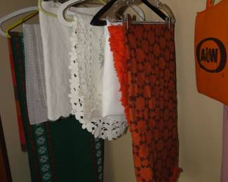 Some outright cool vintage and Mid Century Modern tablecloths