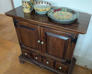 Vintage Ethan Allen Antiqued Pine Old Tavern cabinet