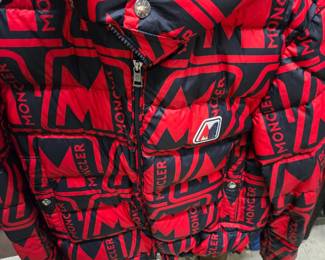 Momcler medium