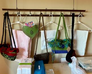 Hanging wall coat hooks