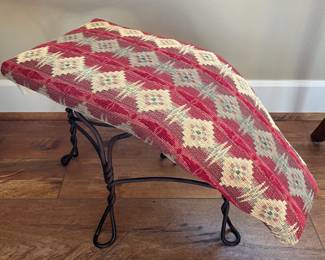 Shoeshine bench footstool