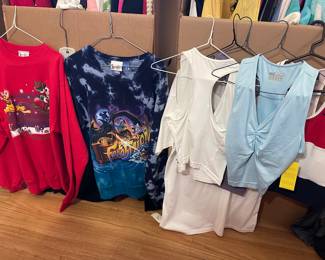 VINTAGE T SHIRTS AND WORKOUT CLOTHES