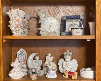 HANDPAINTED M&R USA VASES & OTHER COLLECTIBLES