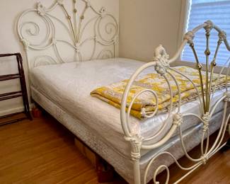 VINTAGE QUEEN METAL BED, QUEEN MATTRESS SET