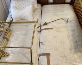 VINTAGE KING HEADBOARD, KING SIZE ADJUSTABLE BED