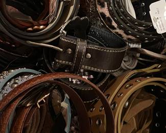 LADIES BELTS