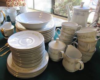 China Set (one of 4 different ones). Perfect for Holiday use!
