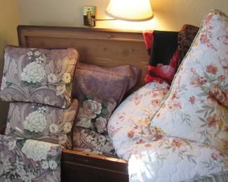 Bedding, hope chest