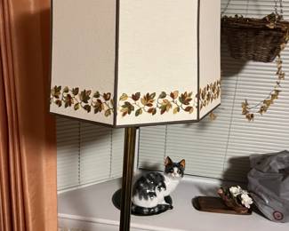 floor lamp