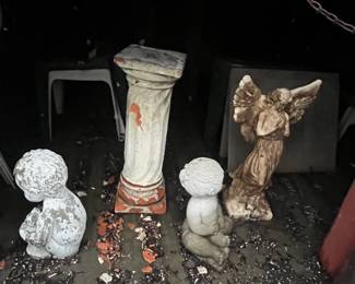 yard figures