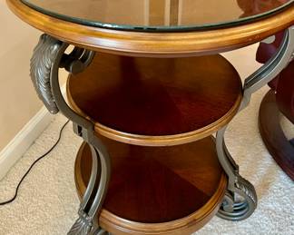 Round 3-tier side table with glass top