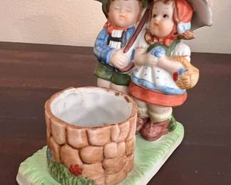 Vintage porcelain wishing well candle holder figurine