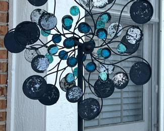 Metal wind spinner