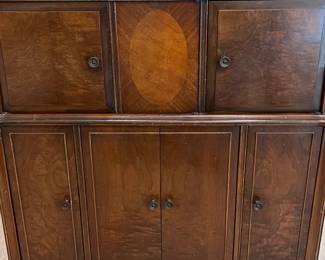 Vintage RCA Victrola cabinet