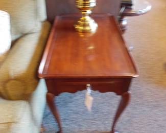 Craftque Side table