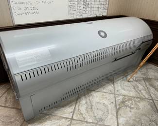 Dr. Kern Tanning Bed