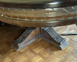 Edging on Banquet Table