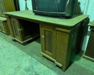 Ellis County Courthouse Judge's Back Bar and Desk