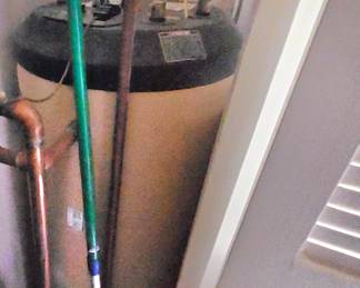 WEIL MC CLAIN HWH 40 GAL ELECTRIC