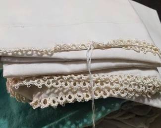 Ancient Linens with battenberg lace