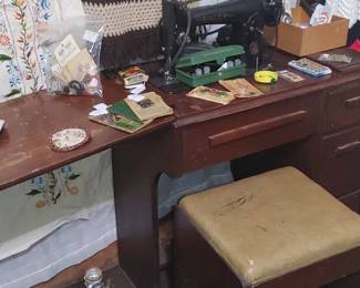 Singer electric sewing machine and cabinet