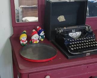 Threefold type vanity