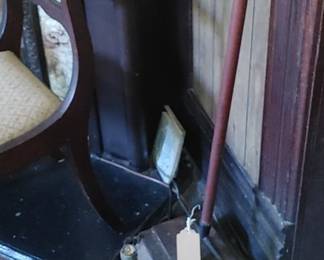 Bissell original push carpet cleaner actually works well