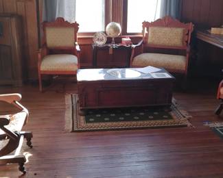 Victorian City and chair rugs pedistal rockers and more