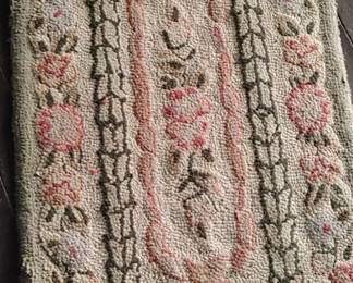 Beautiful antique hooked rug