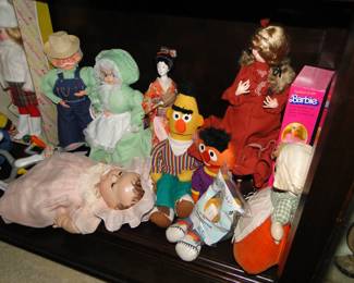 Dolls, dolls, dolls, dolls, dolls