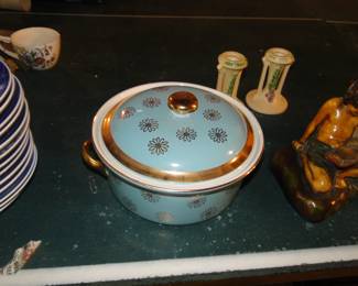 Vintage casserole dish