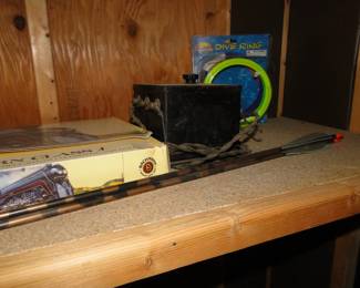 Train set and arrows