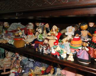 See, dolls