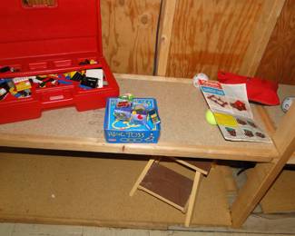 Assorted small items