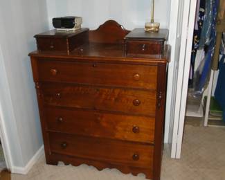 Lots dresser for plenty of clothing storage
