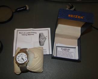 Reizen, ladies or men's talking watch