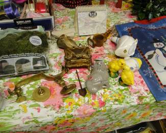 More cat items, and moving into Easter now