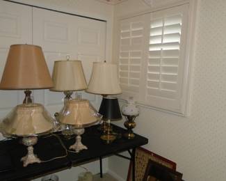 Vintage lamps, casts, vintage glows, make it so in 2025 in your home too