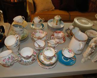 Lots of fun teacups