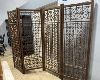 Wooden Room Divider Orlando Estate Auction