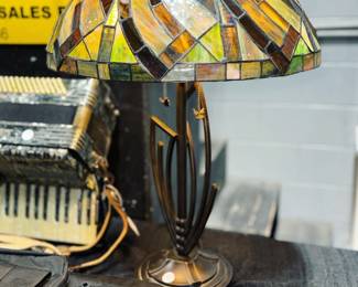Vintage Stain glass Lamp Orland Estate Auction