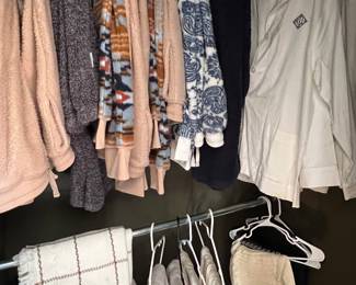 ASSORTED LODGE WEAR WARM AND FUZZY COMFORT