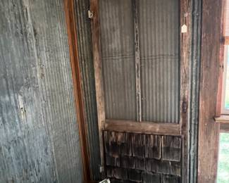 VINTAGE SCREEN DOOR