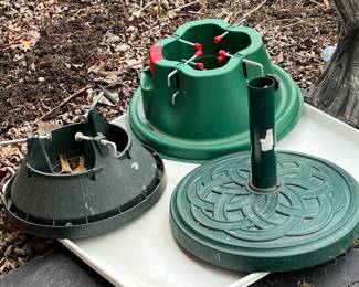 XMAS TREE STANDS