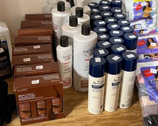 BEAUTY & HEALTHCARE ITEMS