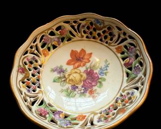 Dresden Flower Dish $20